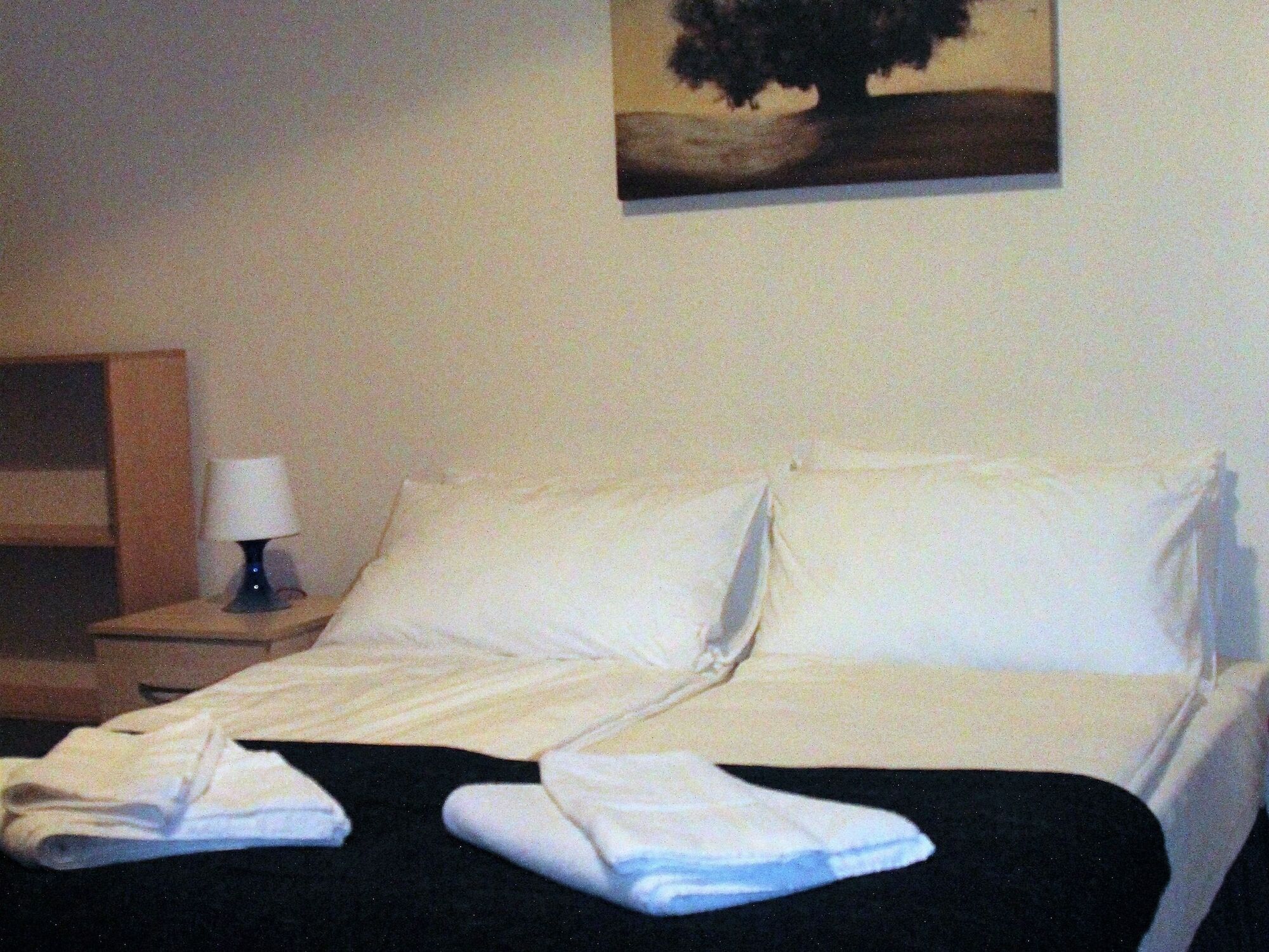 Pier 61 Guest Accommodation เฮสติงส์ ภายนอก รูปภาพ